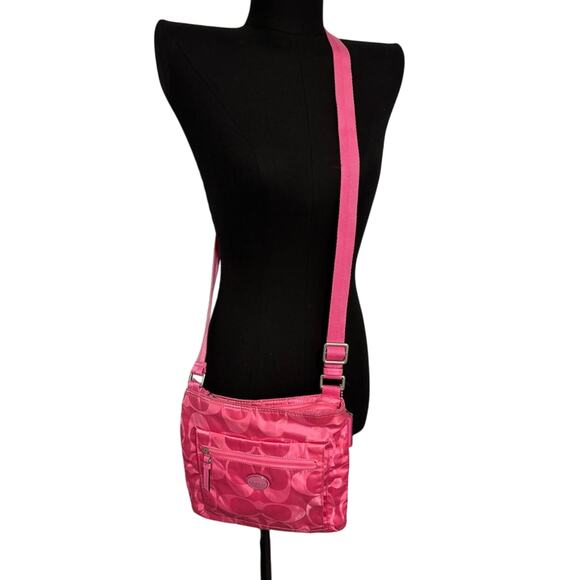 COACH Signature Getaway Nylon File Cross-body Bag F77408 Hot Pink - Picture 1 of 9